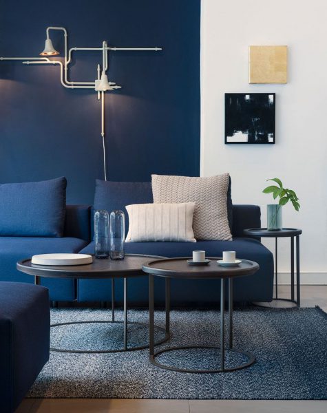 4 Ways To Use Navy Home Decor To Create A Modern Blue Living Room